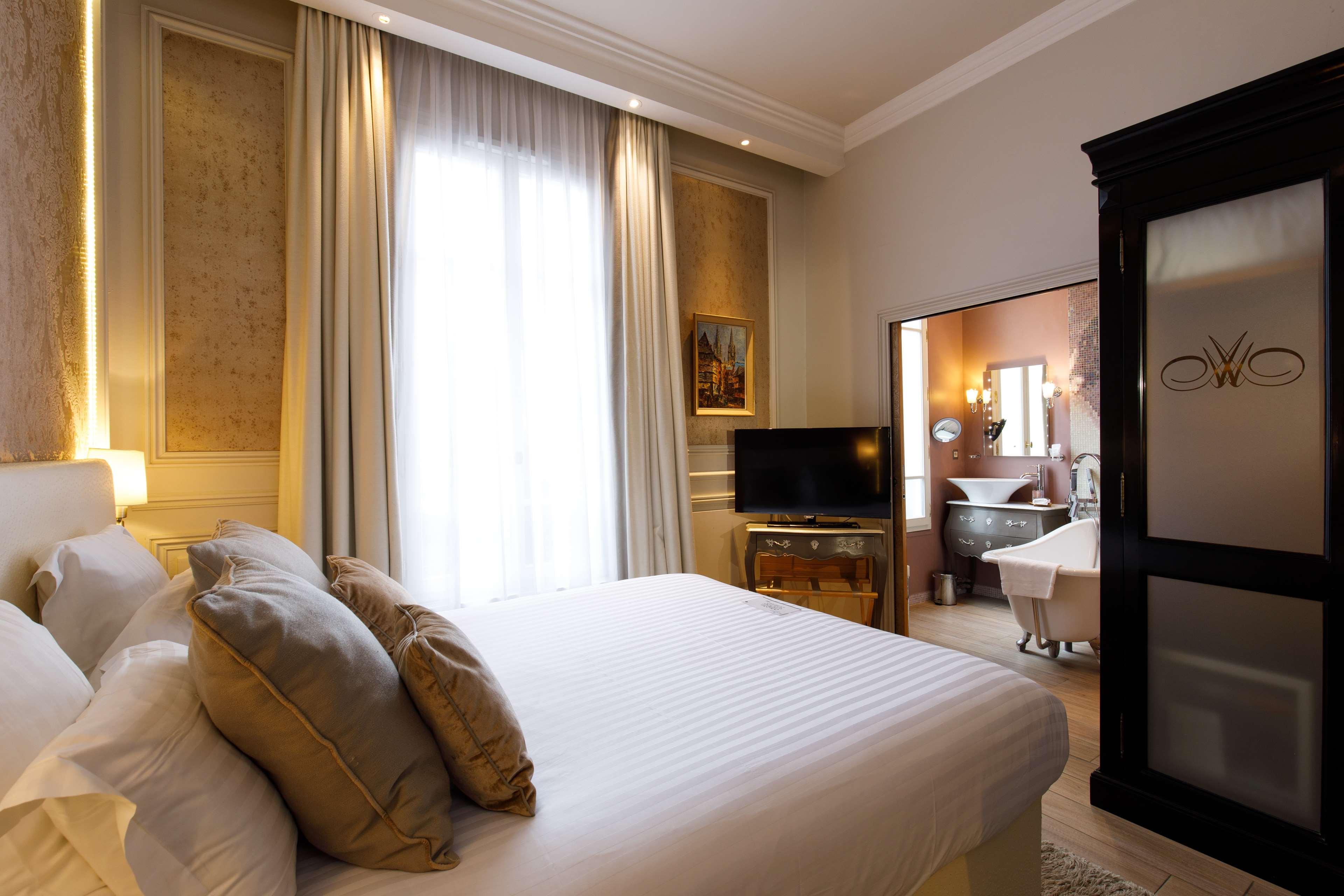 Hotel & Spa Le Grand Monarque, BW Premier Collection Шартр Экстерьер фото
