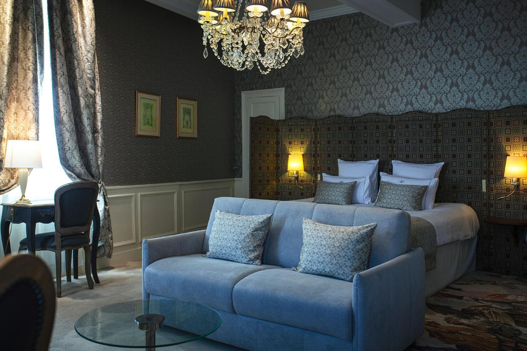 Hotel & Spa Le Grand Monarque, BW Premier Collection Шартр Экстерьер фото